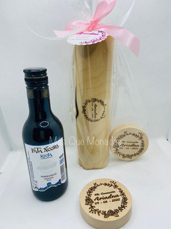 Más que Monadas - Regalos originales Madrid Botella de vino 18,5 cl en estuche de bambú personalizado mediante grabado a láser (Abridor personalizado adicional)